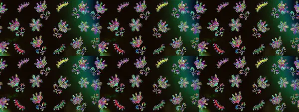 Siyah, gri ve yeşil renkli çiçekler. Kumaş desenli papatya çiçekleri ayrıntıları.