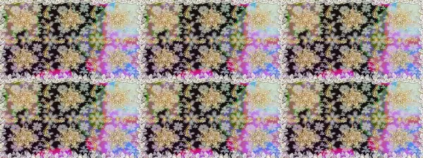 Lüks mobilyalar. Gri renkli ve altın elementli desen. Klasik mobilya tarzı. Oyma. Küçük bir alan derinliği. Patina. Altın kaplamalı gri fon. Kusursuz ahşap oymacılığı.