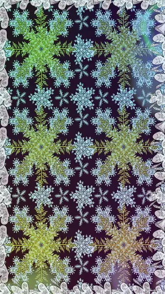 Tarafsız renklerdeki altın desenler ve altın elementler. Lüks, kraliyet ve Viktorya dönemi konsepti. Süslü dekorasyon. Raster klasik barok çiçeksiz altın desenli..