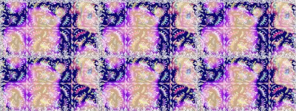 Suluboya kusursuz desen. Çiçek izi. Suluboya tarzında tarafsız ve mavi renkte çiçekler.