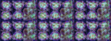 Raster illüstrasyonu. Yüzey için tekrarlanan doku, ambalaj kağıdı, mor, gri ve mavi renkler. Kış kar tanesi, raster arka plan. Renkli arka planda izole edilmiş güzel kar taneleri.