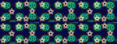 Mavi, yeşil ve gri renklerde şirin kar taneleri. Basit bir kar tanesi. Kışın sembolü, mutlu noeller, mutlu yeni yıl kutlaması Raster illüstrasyonu. Soyut duvar kağıdı, ambalaj dekorasyonu.