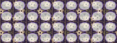 Sanat terapisi tarzı zen çizim için gri, mor ve nötr mandala şekilli kar taneleri. El çizimi, dövme stili, kumaş tasarımı ve Raster illüstrasyonunda kartlar..