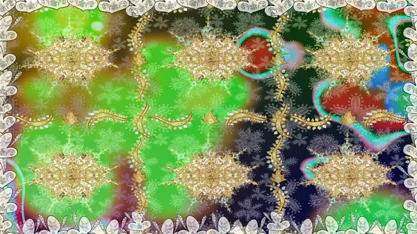 Altın çiçekli, pürüzsüz desen. Yeşil renkte altın bir element. Barok tarzında altın çiçekli süs. Damask arkaplanı.