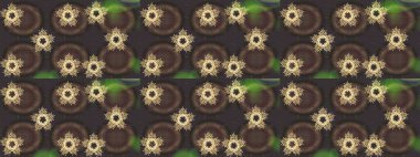 Sanat terapisi tarzı zen çizim için kahverengi, gri ve yeşil mandala şeklinde kar taneleri. El çizimi, dövme stili, kumaş tasarımı ve Raster illüstrasyonunda kartlar..