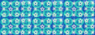 Bokeh bej, mavi, nötr ve kar taneleriyle dekoratif Noel arkaplanı. Raster illüstrasyonu.