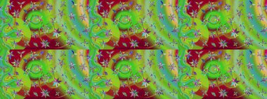 Yeşil ve kırmızı renkli bitkilerden oluşan parlak bir halı eşkali..