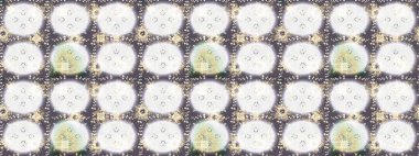 Renkli arka planda kar taneleri. Simgeler, etiketler. Raster illüstrasyonu. Renkli kar tanesi Raster çizimi. Kar tanesi ikonu, izole edilmiş. Düz tasarım.