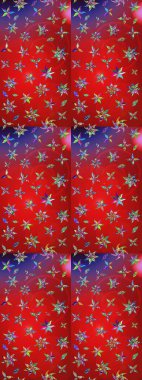 Kırmızı ve mor renkte çiçekler. Yumuşak, yaz çiçekli arka plan. Raster çiçek desenli ve çiçekli..