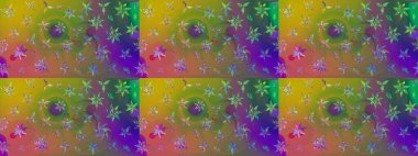 Elle boyanmış suluboya resim çizimleri, çiçekler ve bitkiler. Yeşil ve kahverengi renkte çiçekler.