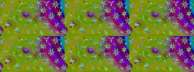 Renkli desenli eskiz deseni, yeşil ve mor çiçekler ve dekoratif elementler. Eski usul. Raster illüstrasyonu. Kumaş, tekstil, duvar kağıdı baskısı için. Taslak arkaplan.