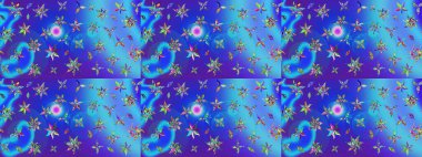 Çiçekli eskiz deseni. Suluboya çizimi. El çizimi. Mavi ve mor renkte çiçekler.