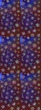 Mor ve mor renkli çiçekler. Küçük çiçekte sevimli çiçek deseni var..