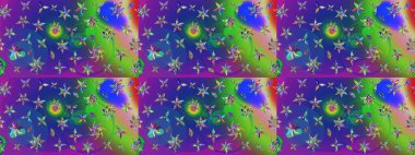 Mavi ve mor renkli bitkilerden oluşan parlak çiçekli çizim deseni.