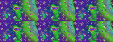 Çiçeksel çizim kalıbının yansıması. Vadinin çiçekleri yeşil ve mavi renklerde.