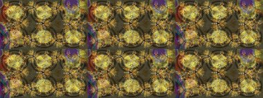 Kar taneleri arka planda. Kahverengi, yeşil ve sarı kar taneli Noel kartı. Kahverengi, yeşil ve sarı renkli. Kış kartı Mutlu Noeller, yeni yıl ve mutlu bayramlar..