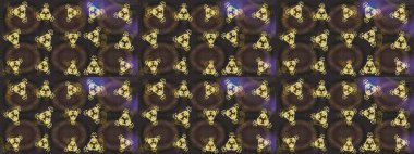 Kahverengi, gri ve mor renkli kar tanesi süsü. Güzel süs eşyası. Kar taneleri izole edildi. Kar tanesi süsü Raster illüstrasyonu.