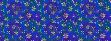 Şirin çiçekli eskiz deseni ve mavi, mor ve yeşil renkli yapraklar, suluboya çiçek deseni, duvar kağıdı, kart ya da kumaş için fayanslı. Raster illüstrasyonu.