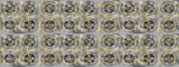 Raster illüstrasyonu. Gri, kahverengi ve nötr kar taneleri. Güzel tasarım. Noel için tatil tasarımı, yeni yıl moda baskıları. Kar tanelerinin soyut arkaplanlı Noel arkaplanı.