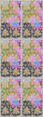 Altın çiçekli, pürüzsüz desen. Gri renklerdeki altın element. Barok tarzında altın çiçekli süs. Damask arkaplanı.