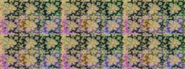 Kusursuz klasik raster grisi ve altın desenli. Geleneksel oryantasyon süsü. Klasik vintage arkaplan.