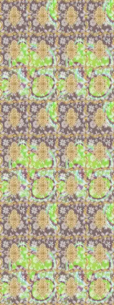 Damask çizimi tekrarlanıyor. Doku arka planında altın duvar kâğıdı. Tarafsız renklerde altın element. Barok tarzında altın çiçekli süs..