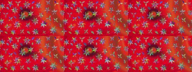 Klasik tropikal doğal elementlerin suluboya seti. Egzotik çiçekler, kırmızı ve turuncu renkler üzerine botanik ve parlak klasik doğa. Raster illüstrasyonu.