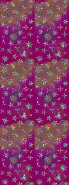 Elle çizilmiş çiçek desenli Raster çizimi. Tekstil, kumaş, ambalaj, hatıra defteri için hoş bir çiçek arkaplanı. Çocuksu tasarım. Mor ve kahverengi arkaplanda.