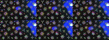 Küçük çiçekteki sevimli çiçek deseni. Gri ve mavi renkte çiçekler.