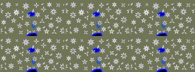 Şirin çiçekli eskiz deseni ve yeşil ve beyaz renklerde yapraklar, suluboya çiçek deseni, duvar kağıdı, kart veya kumaş için fayanslı. Raster illüstrasyonu.