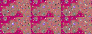 Çiçekli karalama şeklinde Raster çiçek deseni. Yumuşak, bahar çiçekli arka plan. Pembe ve morumsu renkte çiçekler.