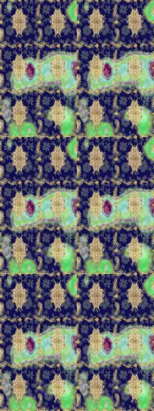 Kraliyet lüksü, altın barok kumaş rengi eskiz. Raster eskiz deseni altın antika çiçekli ortaçağ dekoratifi, yapraklar ve mavi renkli altın desenli süslemeler..