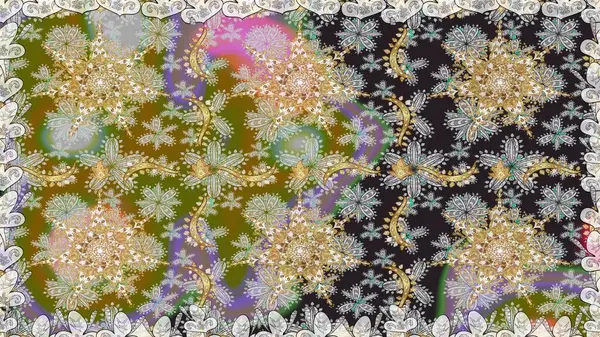 Altın çiçekli, pürüzsüz desen. Gri renklerdeki altın element. Damask arkaplanı. Barok tarzında altın çiçekli süs..