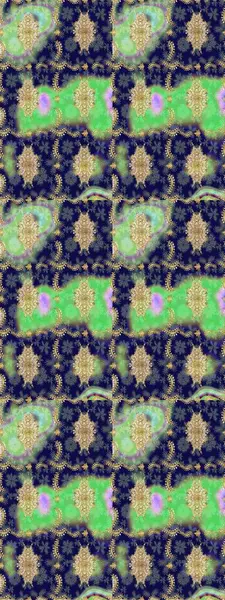 Mavi renkli ve altın elementli desen. Lüks mobilyalar. Eskiz öğesi ahşap oyma. Oyma. Klasik mobilya tarzı. Patina. Altın kaplamalı mavi fon. Küçük alan derinliği.