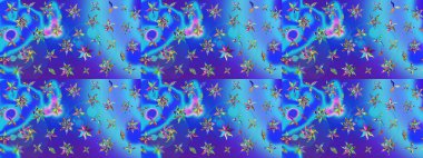 Tekstil tasarımı için mavi ve mor renkli geleneksel halk çiçekleri buketi. Üzerinde gelincikler ve vadi zambakları olan renkli çiçek desenli nakış..