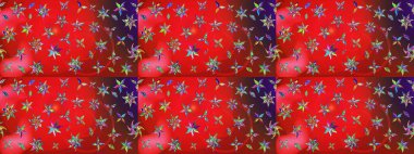 Çiçekler suluboya tarzında kırmızı ve kahverengi renklerde. Kırmızı ve kahverengi renkte çiçekler olan çiçek deseni çiz.