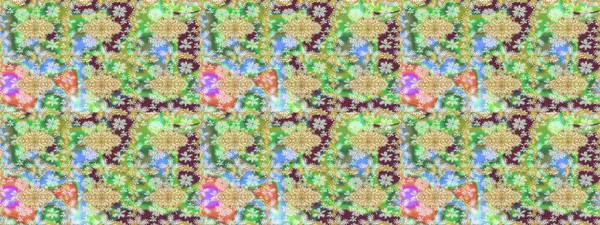 Klasik klasik klasik arka plan. Altın elementlerle nötr renklerde altın desen. Klasik Raster altın desenini çiz. Geleneksel oryantasyon süsü.