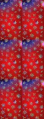 Çiçekli ipek eşarp. Kırmızı ve menekşe, kırmızı ve menekşe üzerine. 1950-1960 motifleri. El çizimi çiçek unsurları olan soyut çizim raster deseni. Retro tekstil tasarım koleksiyonu.