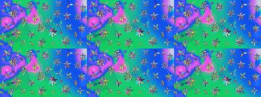 Küçük mavi ve yeşil çiçeklerle oldukça eski bir besin torbası deseni. Tekstil, kumaş, kapaklar, duvar kağıtları, baskı, paket, koleksiyon defteri, örgü, dekupaj için çiçek arkaplanı..