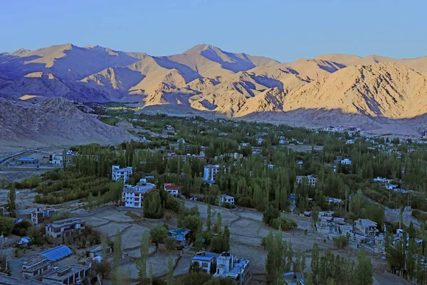 Paisaje Capa Montaña Con Sombra Luz Leh Ladakh India Tierra —  Fotos de Stock