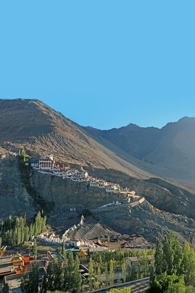 Diskit Βουδιστικό Μοναστήρι Στην Κοιλάδα Nubra Στο Κασμίρ Ινδία — Φωτογραφία Αρχείου