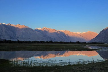 Nubra vadisinde doğal manzara, Leh Ladakh, Jammu ve Kashmir, Hindistan