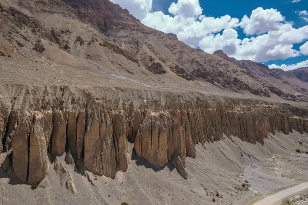 stock image Beautiful scenic view from Chandra Taal (Moon Lake) in Lahaul and Spiti, Himachal Pradesh, India.