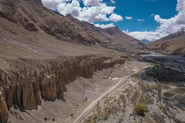 stock image Beautiful scenic view from Chandra Taal (Moon Lake) in Lahaul and Spiti, Himachal Pradesh, India.