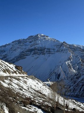 Hindistan, Spiti Vadisi 'ndeki Kee Manastırı manzarası