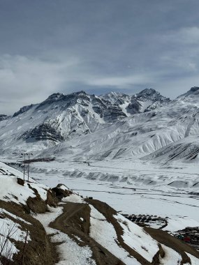 Hindistan, Spiti Vadisi 'ndeki Kee Manastırı manzarası