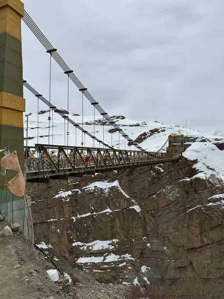 Hindistan, Spiti Vadisi 'ndeki Kee Manastırı manzarası