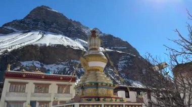 Hindistan, Spiti Vadisi 'ndeki Kee Manastırı manzarası