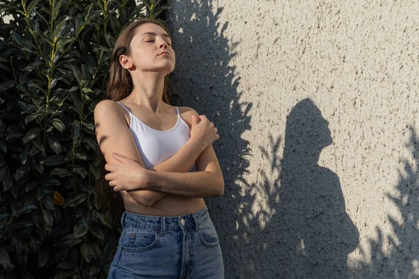 stock image Portrait of a self-confident girl posing for a fashion gloss, advertising, branded stores