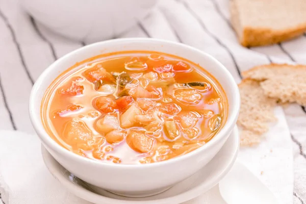 Sopa Tomate Italiano Con Verduras Tazón Blanco — Foto de Stock